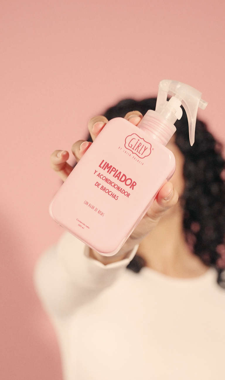 Shampoo para Brochas y Esponjas Girly